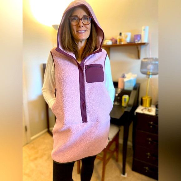 Comfy Cozy Title Nine Pull Over (Never worn) - Picture 1 of 3